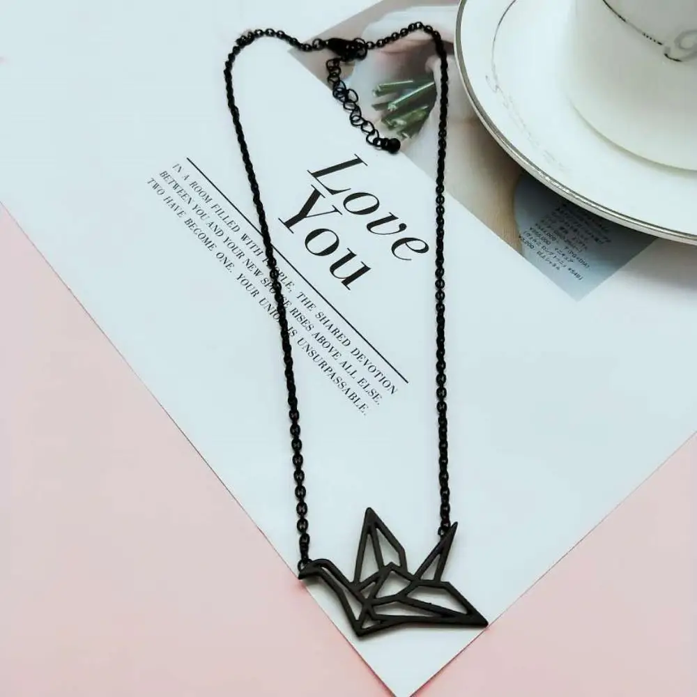 

TRENDY WOMEN NECKLACE MATT BLACK GOLD RHODIUM COLOR PLATING GOOD QUALITY CUTE PENDANT NECKLACE