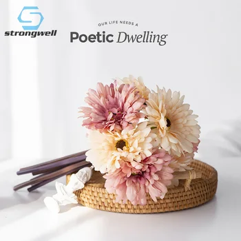 

Strongwell Simulation Gerbera Artificial Sun Flower Cosmos Silk Flower Wedding Bouquet Props Desk Home Decoration Living Room