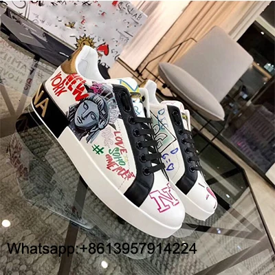 luxury men's shoes, replicate the top version of imported cowhide to create graffiti patterns, rivets, diamonds inside cowhide