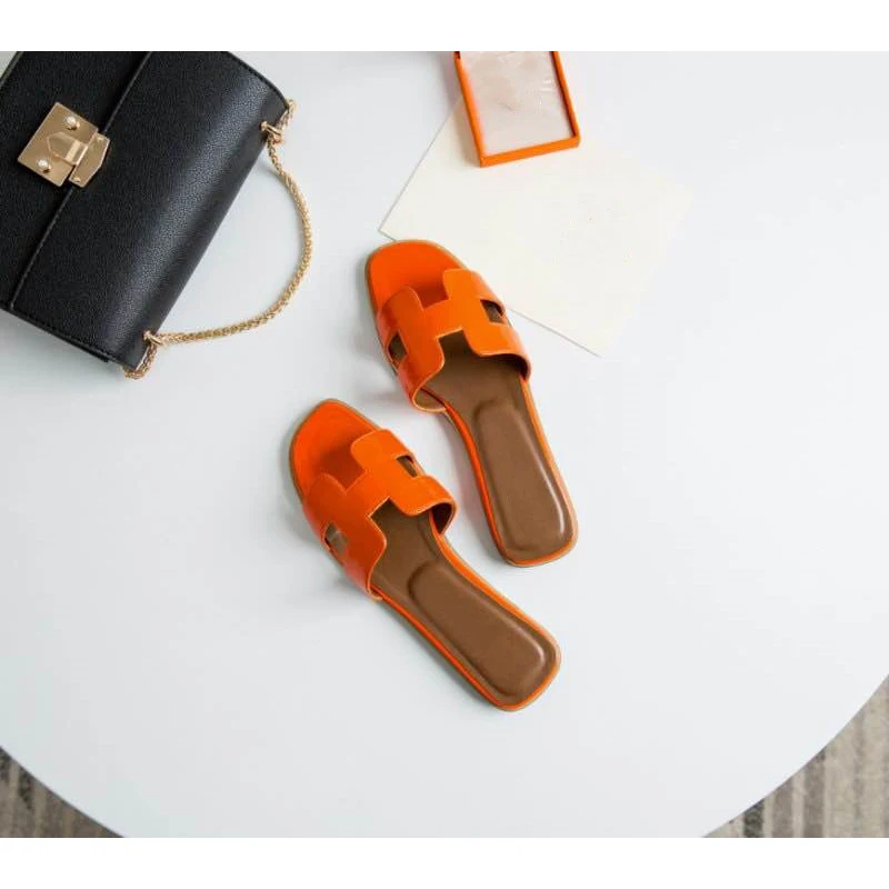 

2019 Summer Slipper H woman sandals ladies Luxury brand sandals good quality flat shoe Candy Color Outdoor Holiday Slides 34 -40