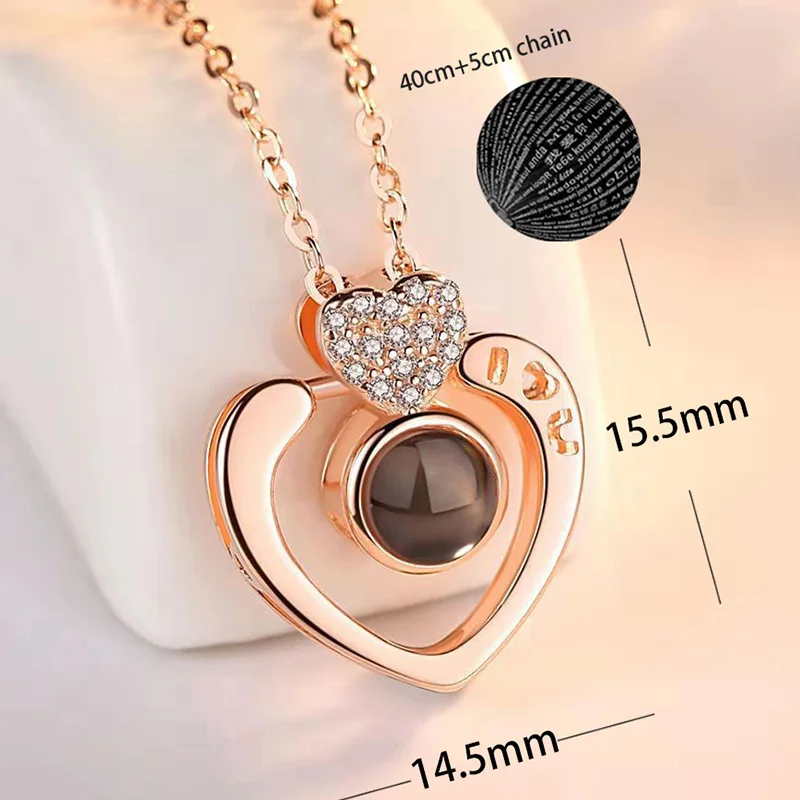 Collier Projecteur - "Je t'aime" en 101 Langues