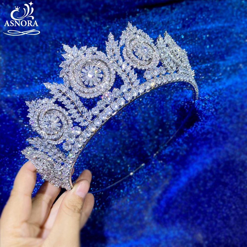 2020 new European wedding hair accessories bride crown wedding dress accessories Tiaras