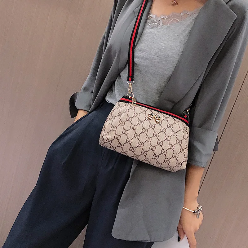 

2019 new trend shoulder bag wild fashion handbags old flower mini rainbow shoulder strap diagonal cross package ins small bag