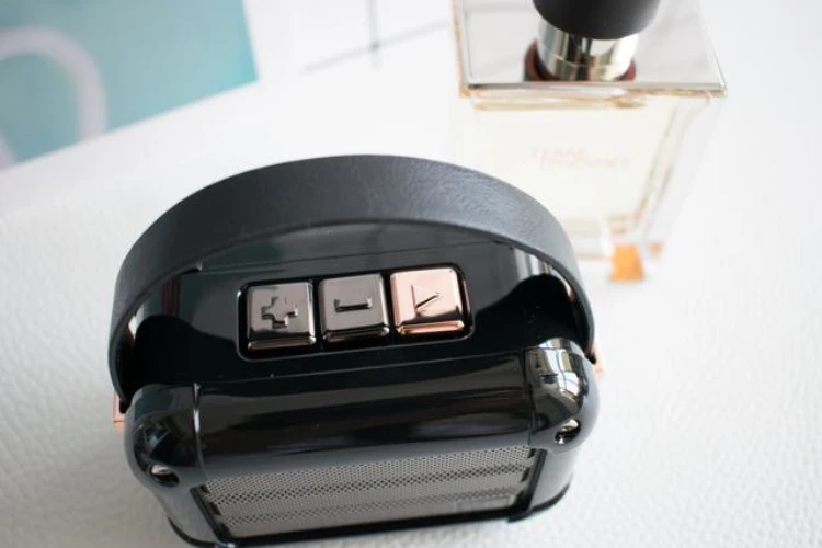 Divoom Macchiato Bluetooth беспроводной динамик Nocturne черный металл радио открытый портативный ручной музыкальный плеер сабвуфер