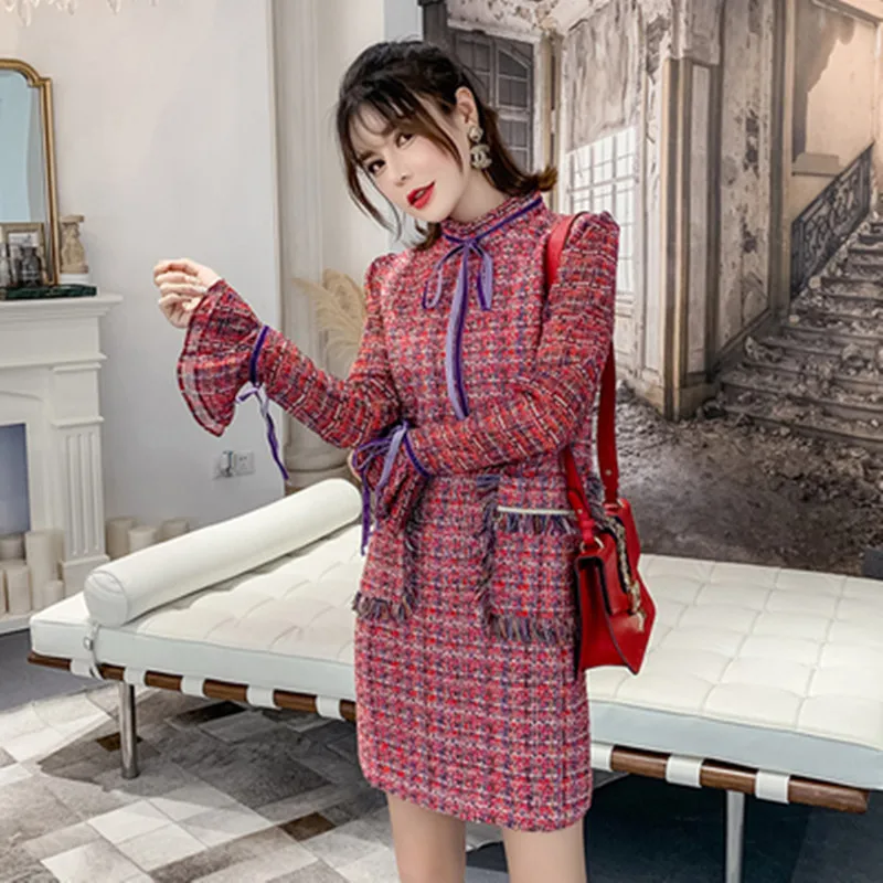 

Women Autumn Winter Designer Tweed Dress Sweet Flare Sleeve Tassel Bow Stand Collar Mini Dress High Quality Casual Dress