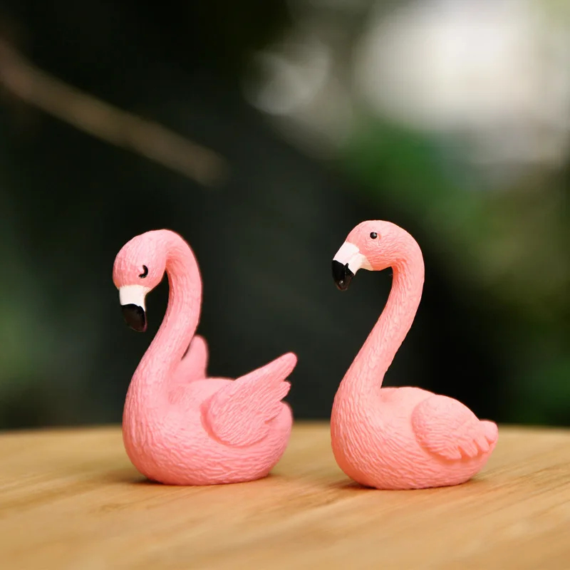 

BAIUFOR 1PC Mini Cute Flamingo Mini Figures Love Animal Home Decoration Miniature Figurines DIY Couple Gift