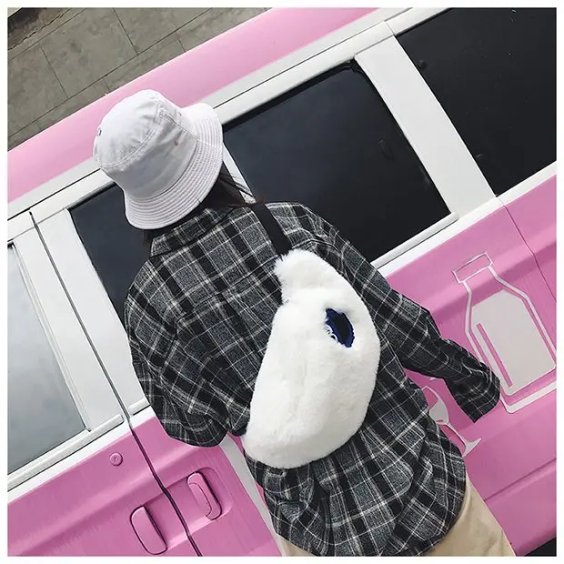 

Korean-style Multi Purpose Winter Women's Wallet Plush Chest Pack Furry Fashion Shoulder Women's Casual Shoulder Bag