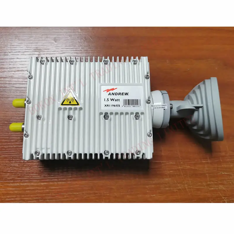 1.5 Watt Ku-band RX 11.50 to 12.75Ghz TX 14.00 to 14.50Ghz XR1196 VSAT Transceiver