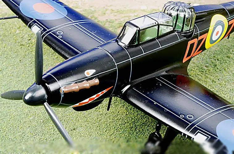 Британский Boulton пол дефиант Mk II RAF № 151 Sqn RAF 1/72 отлитая модель самолета IXO