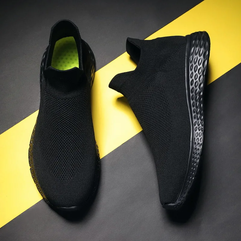 

Foot Covering Socks Shoes Fly Netting Surface Coconut Shoes Men's Athletic Shoes Simple Solid Color Trendy Shoes 2019 Summer