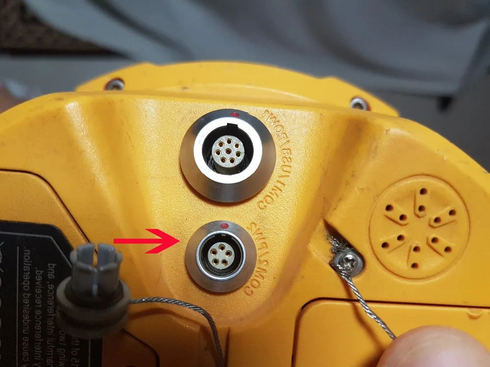 Hi target V60 H32 V30 и V90 RTK/GPS PW 25 внешний кабель питания|Соединители| |