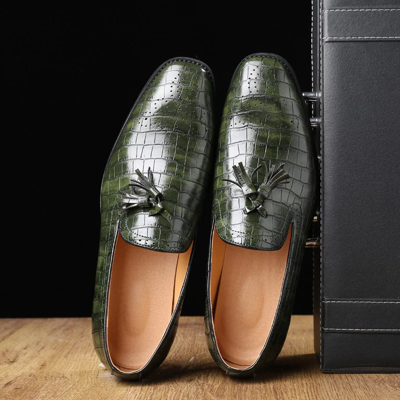 Japanese Style Vintage Casual Men Shoes Leather High Quality Formal Dress Shoes Loafers Business Wedding Tassel Brogue