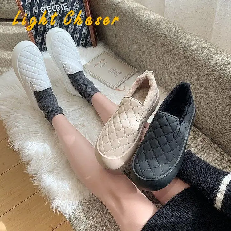 Women Boots Ultralight Winter Shoes Women Ankle Botas Mujer Waterpoor Snow Boots Female Slip On Flat Casual Shoes Plush Footwear