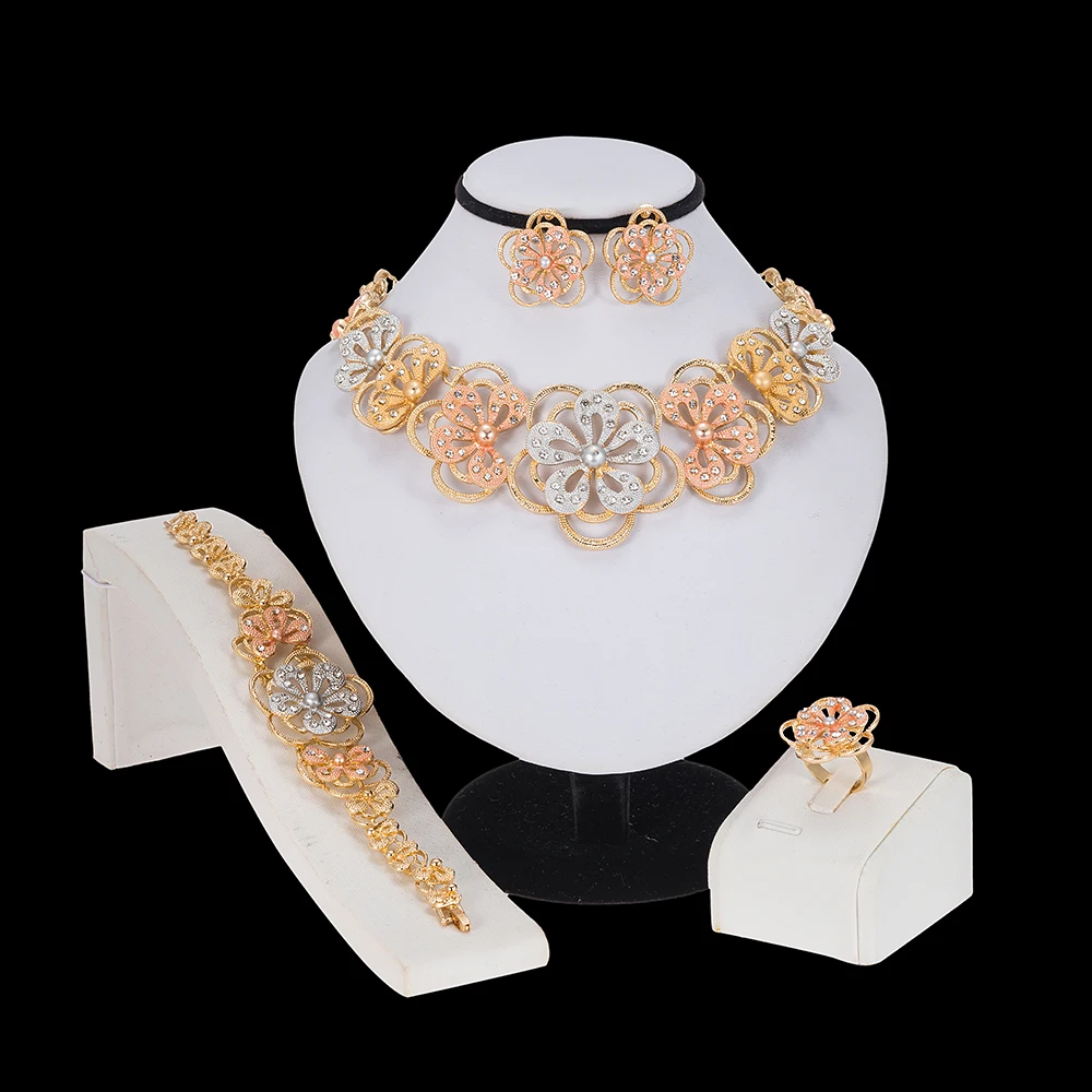 Женский комплект украшений из колье серёг браслета и кольца свадебные вечерние