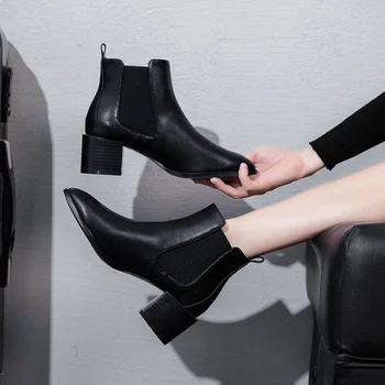 

Pointed women's leather boots autumn winter 2020 new single boot women's thick heel elastic boots elastic one legged fashion