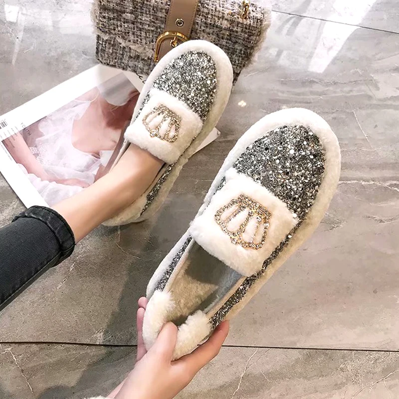

Nurse Shoes Women's Moccasins Clogs Platform Round Toe Slip-on Modis Casual Female Sneakers Loafers Fur Shallow Mouth Nursing