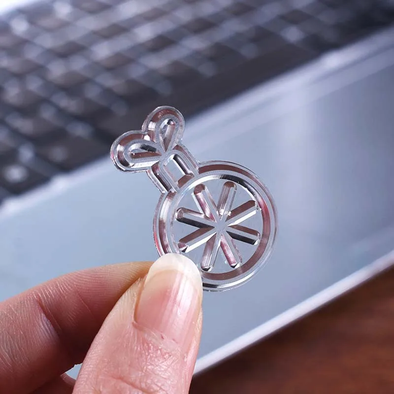 7310332190_1237225804