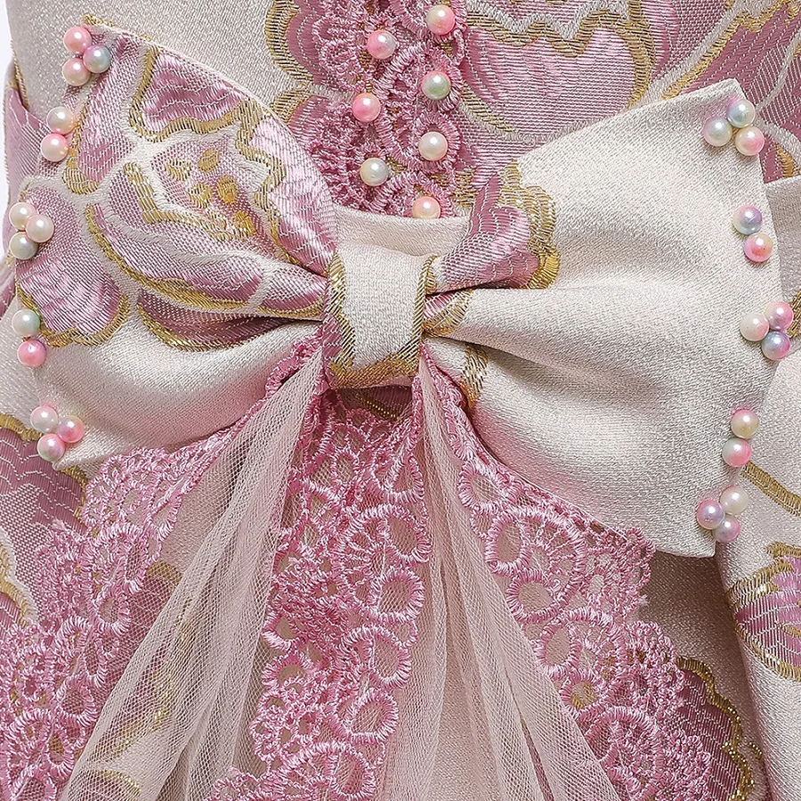 13967160702_1028449503