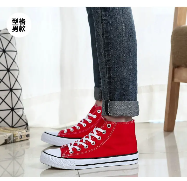 3876999000_723765851