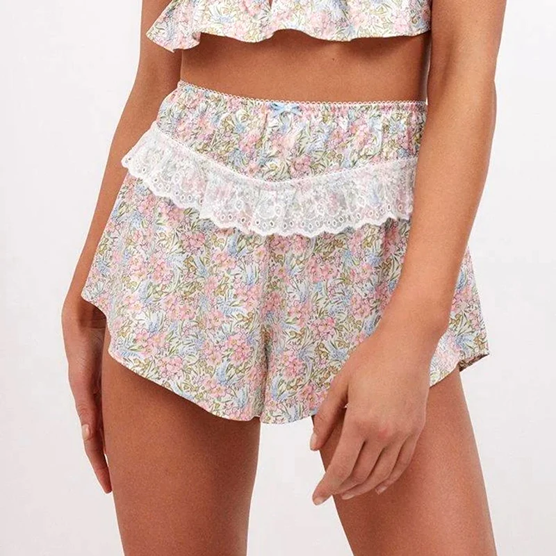 

GypsyLady Floral Print Short Skirt Summer Boho Casual Chic Holiday Women Short Lace Elastic Waist Sexy Female Shorts New 2021