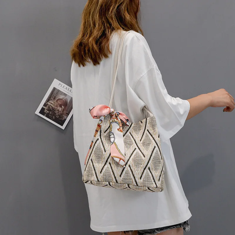 

2019 Autumn New Style Korean-style Bucket Bag Fashion Simple Contrast Color Single-shoulder Bag for Women Silk Scarves Bow Bag