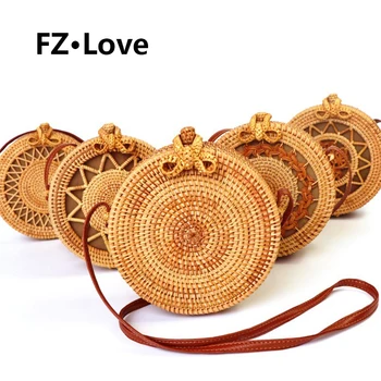 

Round Rattan Boho Purse Handwoven Straw Bag Bamboo Bag Crossbody Shoulder Bag Summer Beach Straw Purse with Leather Straps