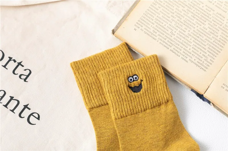 10 пар в коробке высокого качества! Kawaii вышитые выразительные женские носки хлопок Harajuku счастливые Смешные Носки для рождественских подарков