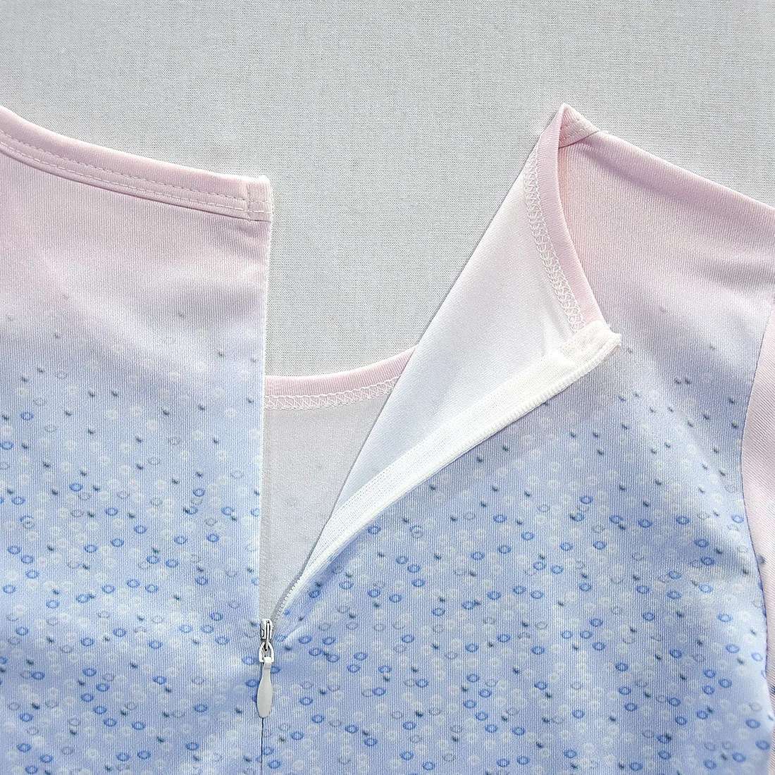Детские комбинезоны «Эльза»; маскарадный костюм на Рождество, день рождения, вечеринку; детский сиамский костюм для выступлений; парик, сумка, маска; реквизит; C39K27