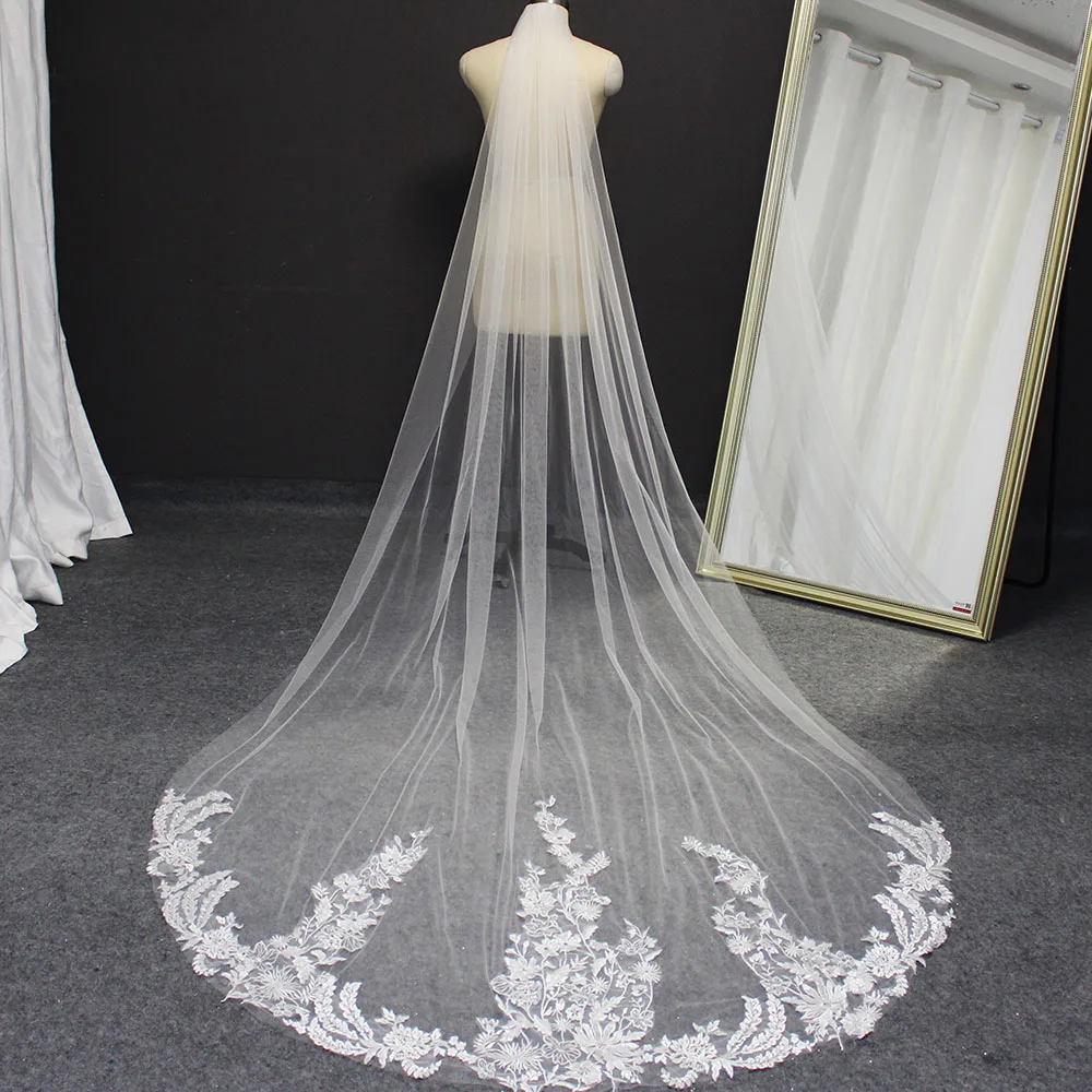 

Romantic Flower Lace Wedding Veil One Layer Soft Tulle Ivory Cathedral Bridal Veil with Comb Wedding Headpiece