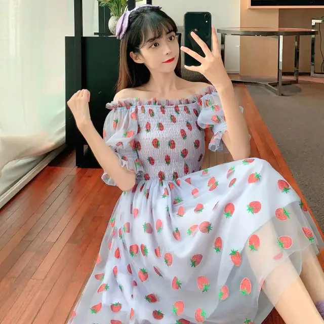 Strawberry Dress Women French Style Lace Chiffon Sweet Dress Casual Puff Sleeve Elegant Printed Kawaii Dress Women 2021 New 3