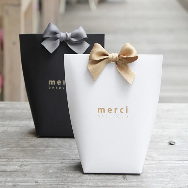 Подарочный набор/черный/средний/Merci Beaucoup/вечерние подарочные сумки/Подарочные сумки/сумки для подружки невесты/свадебные сумки 30 шт./лот