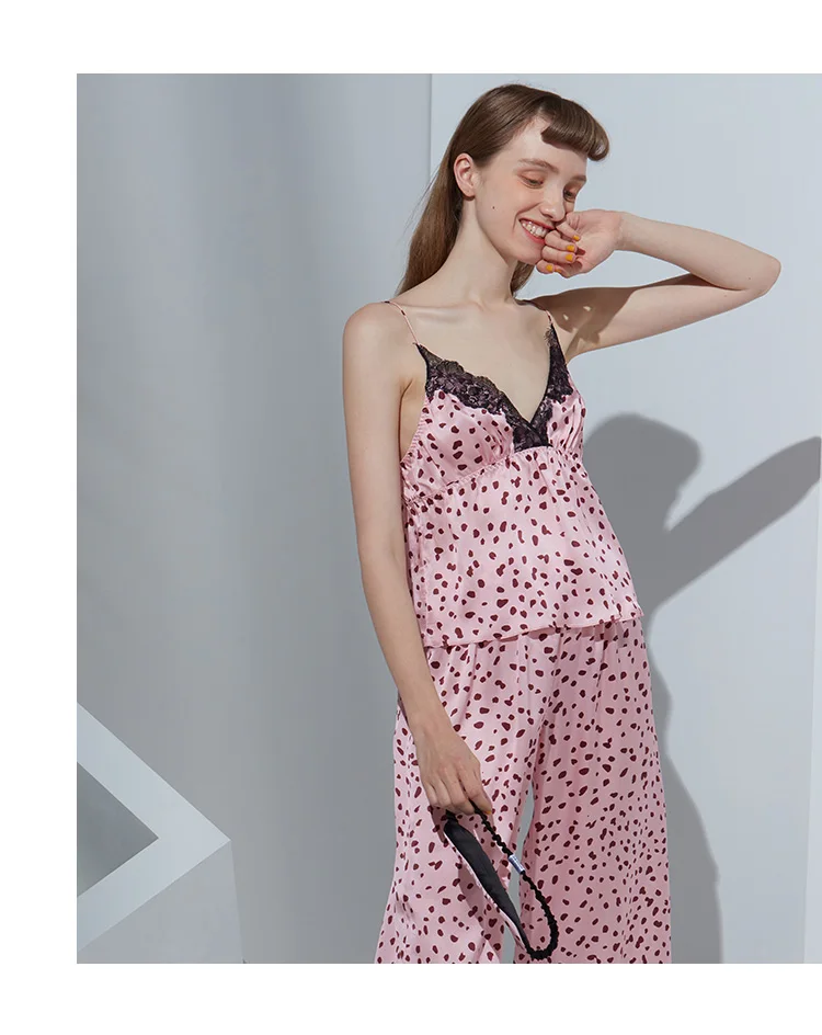 Pijamas e Moda Íntima