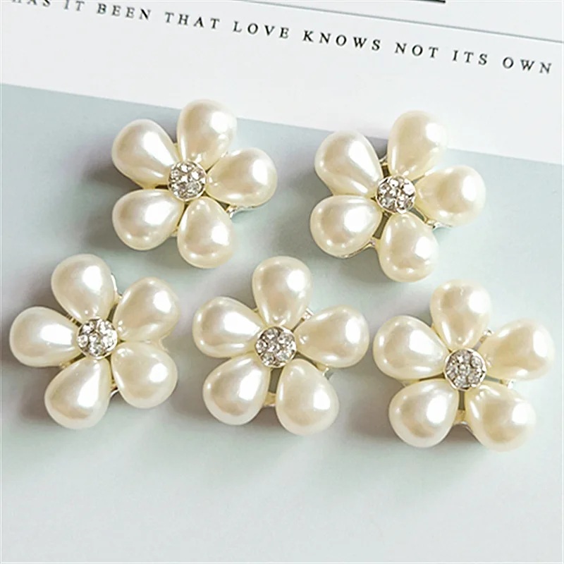 크리스마스 라인석 진주 꽃 버튼, 웨딩 장식, 금속 브로치, 헤어 보우, DIY 쥬얼리 공예, 24mm * 24mm, 로트당 10 개