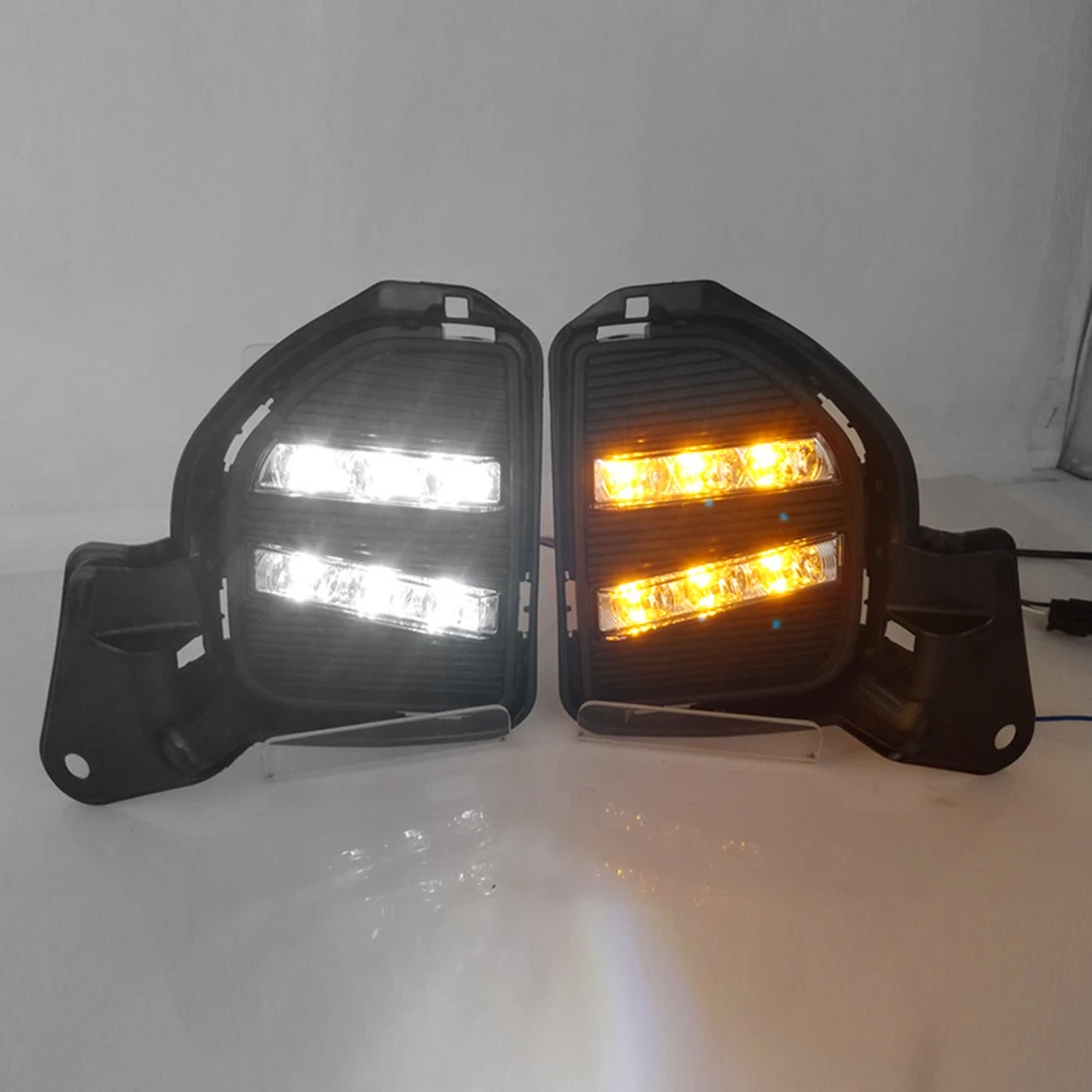 

OKEEN 2pcs LED Car Daytime Running Light For Toyota Hiace 2014 2015 2016 Driving Turn Signal Front Lamp Auto DRL Amber White 12V