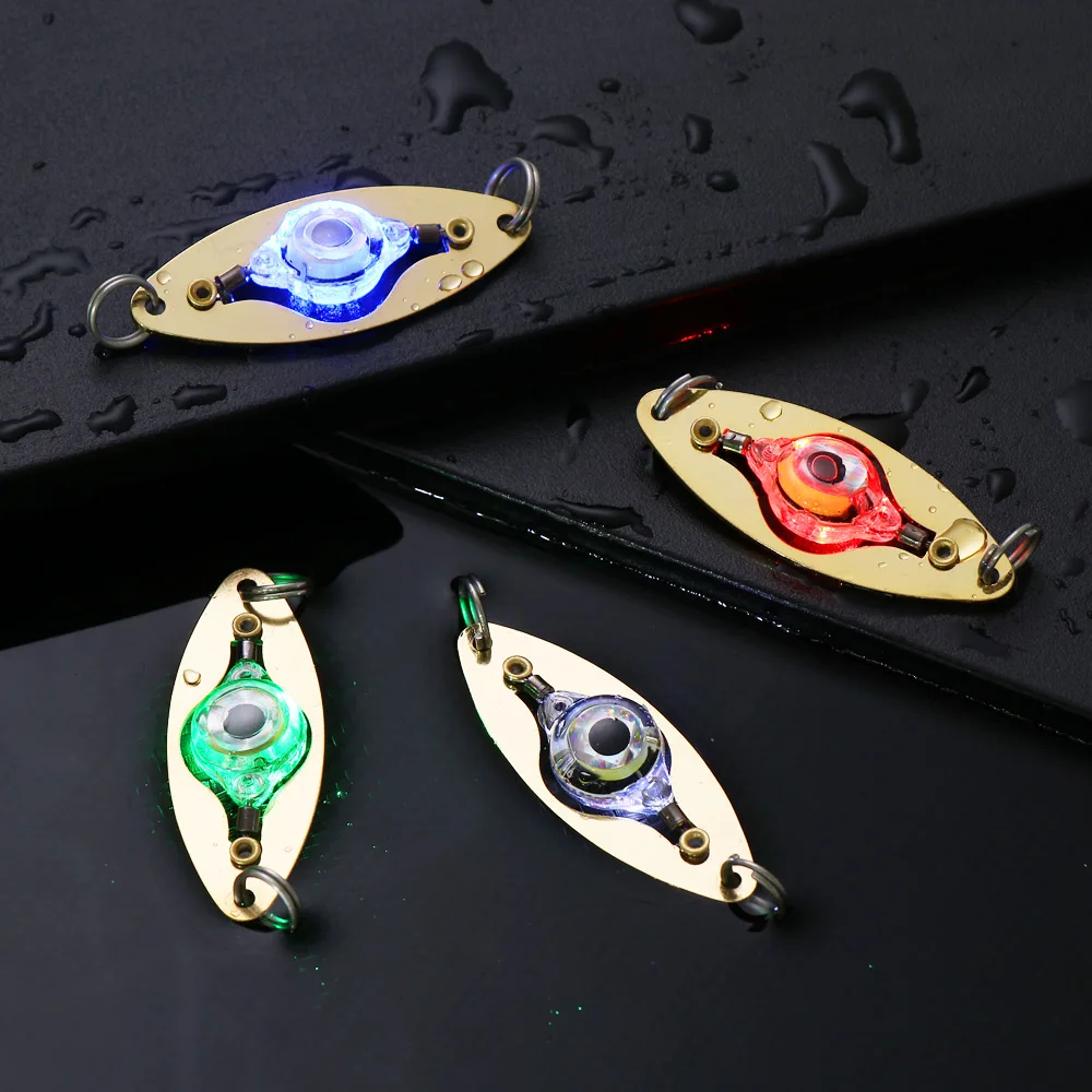

Hot Sale 1Pcs LED Fishing Lure 5.6cm Fish Flash Lamp Blink Fishing Tackle Metal Spoon Lure Light Fishing Wobblers Fluorescent
