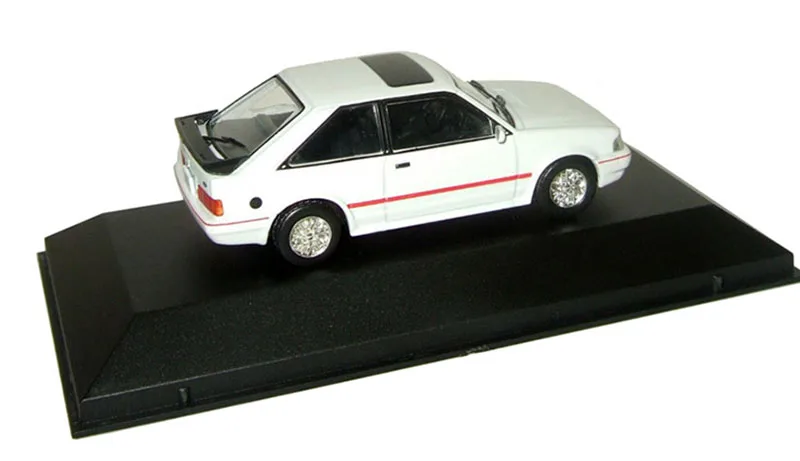 Модель автомобиля FORD ESCORT XR3 1/43 бразилия 1990|Наземный транспорт| |