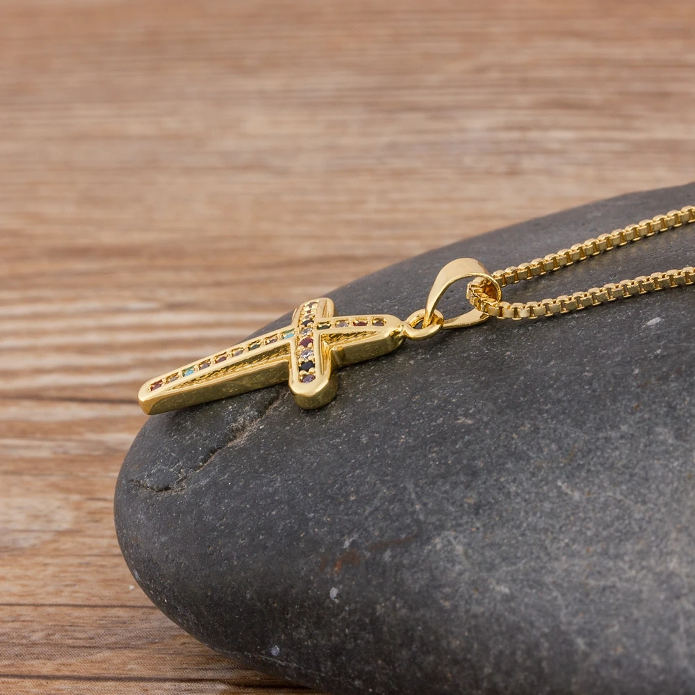 2020 New Design Cute Female Crystal Zircon Necklace Classic Cross Style Pendant Necklace Colorful Choker Necklace Gift For Women