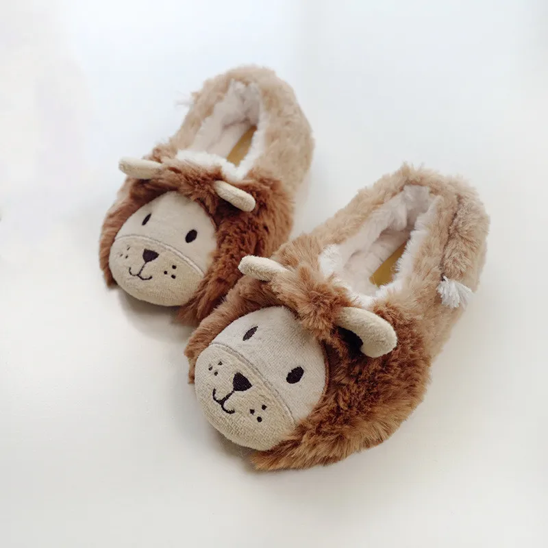 Suihyung Cute Animal Slippers Kids Winter Warm Home Slippers Children Soft Non-slip Indoor Floor Shoes Furry Lion Plush Slippers - Цвет: Коричневый