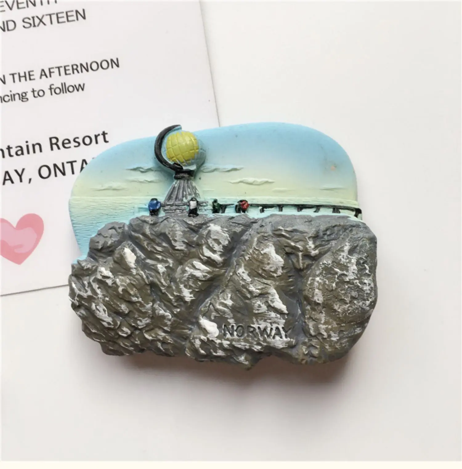 Aimant Souvenir Reykjavik Islande - Illustration Colorée, Dimensions 8.9x6.4cm, Magnétique