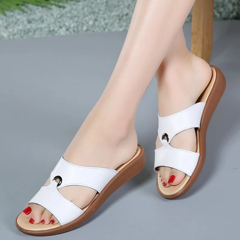 

Flat Slippers Women Genuine Leather Sandals Ladies Rubber Sole Platform Slides Flip Flops Summer