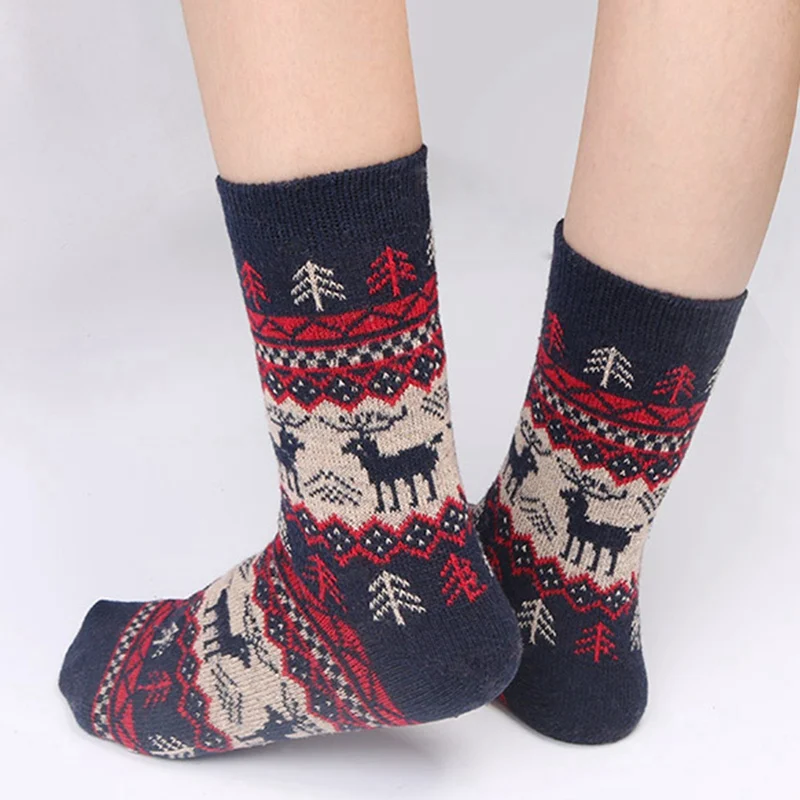 

The New Fall 2020 Women's Multicolored Cashmere Socks Christmas Fawn Middle Stockings