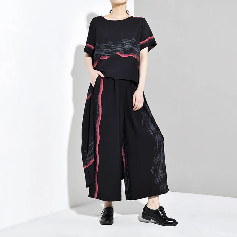 [EAM] Wide Leg Pants Striped Two Piece Suit New Round Neck Short Sleeve Black Loose Fit Women Fashion Spring Autumn 2020 JW5910