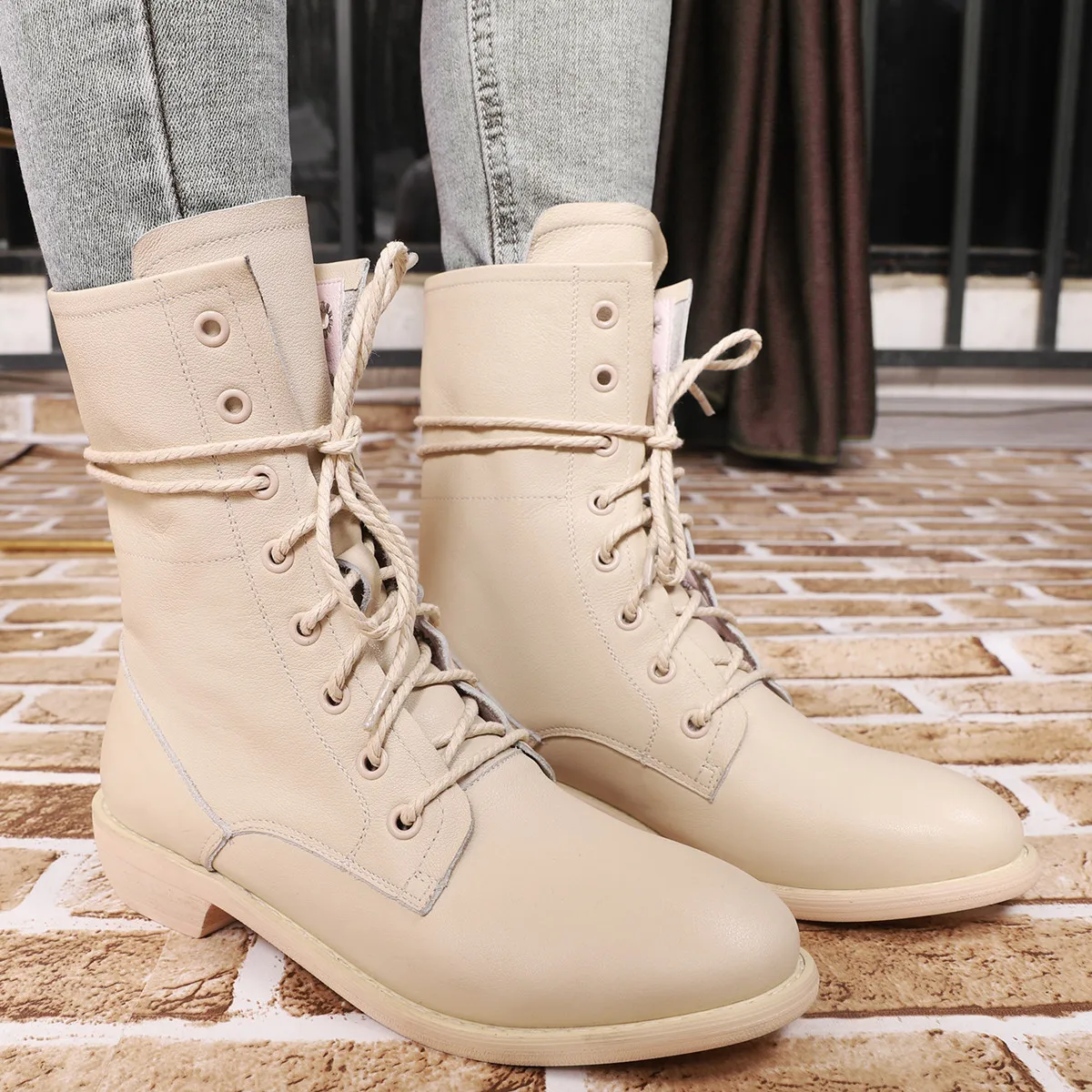 

Women's genuine leather lace-up flats boots warm plush winter mid-calf boots leisure punk Motorcycle boots high quality shoes