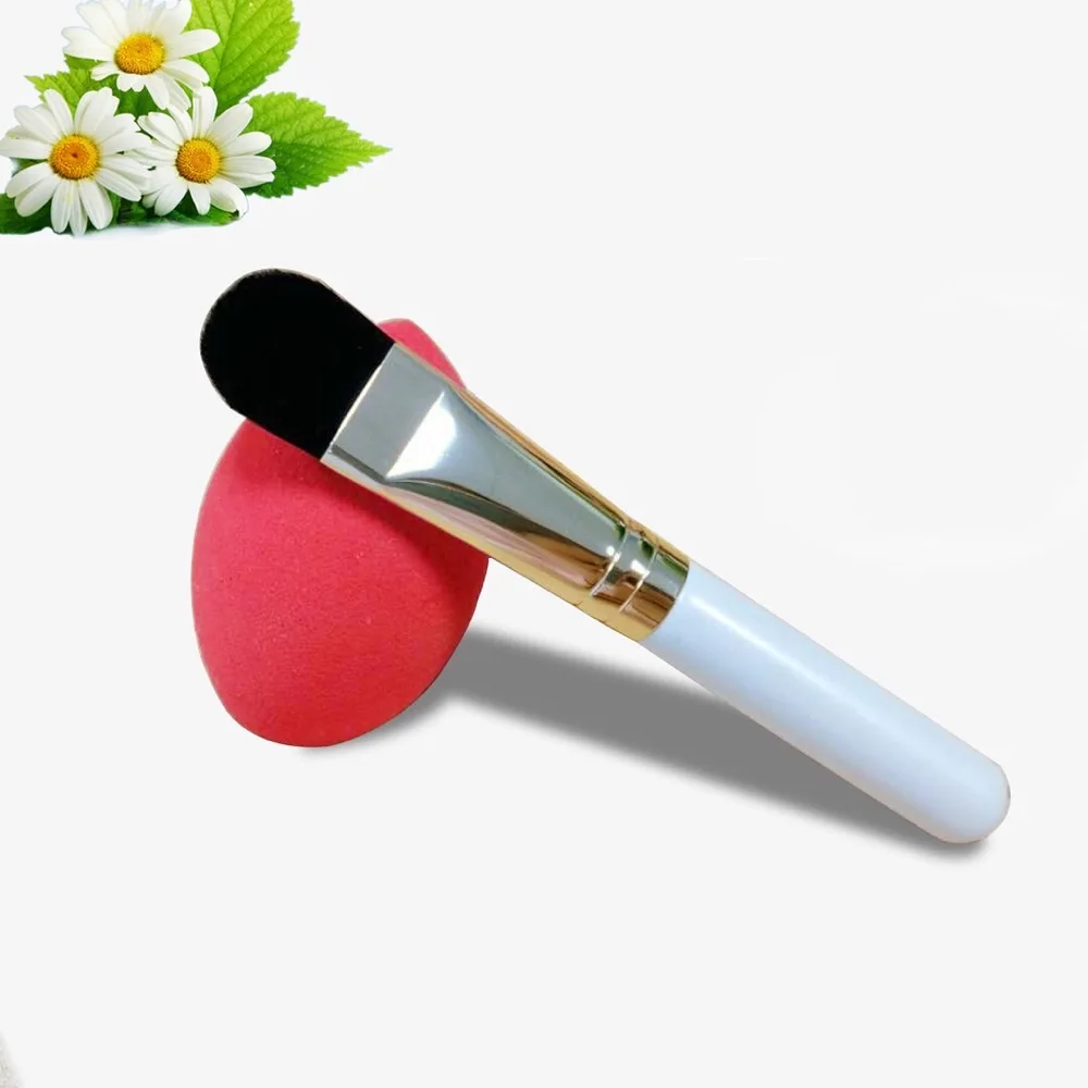 

Mini short facial mask brush with soft bristles, wooden handle, smearing facial mask brush, beauty salon spa brush, facial mud m