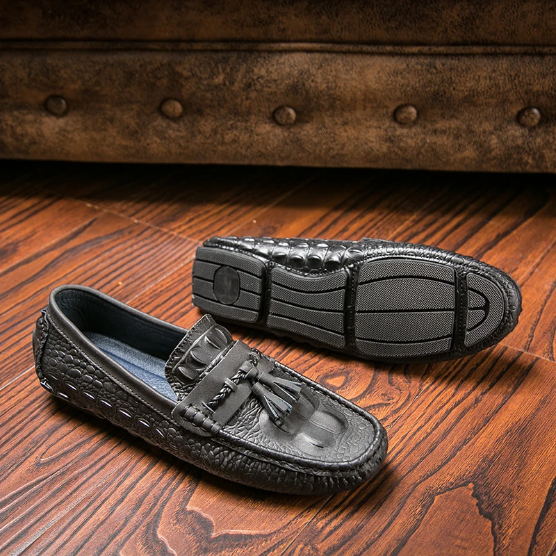 ALCUBIEREE Fashion Mens Tassel Loafers Men Split Leather Loafer Casual Shoes Man Moccasin Driving Shoes Slip On Flat Boat Shoes