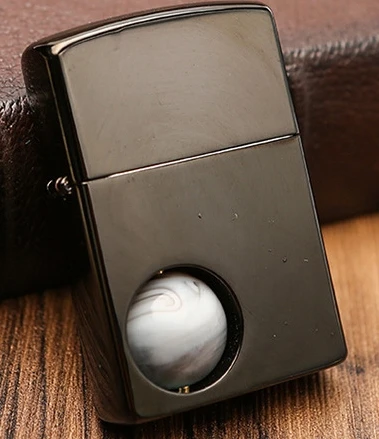 

ZYL 4color Zorro turn the ball new Creative kerosene lighters