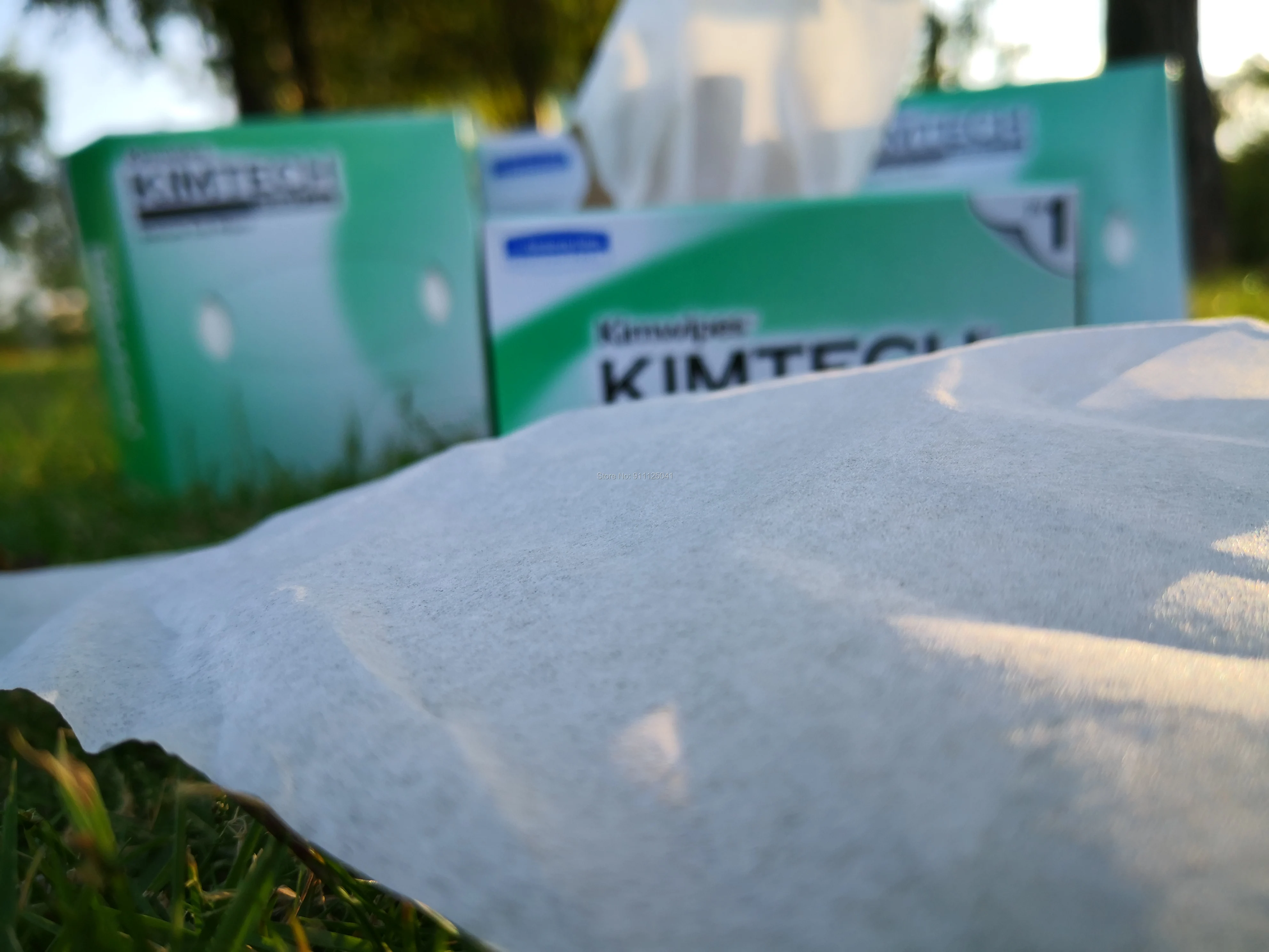 Kimtech Fiber Optic Cleaning Wipes - 560pcs for Screen Polishing, Dust-Free Precision Cleaning. Description Image.This Product Can Be Found With The Tag Names Computer cleaners, Computer Office, Fiber optic kimwipes