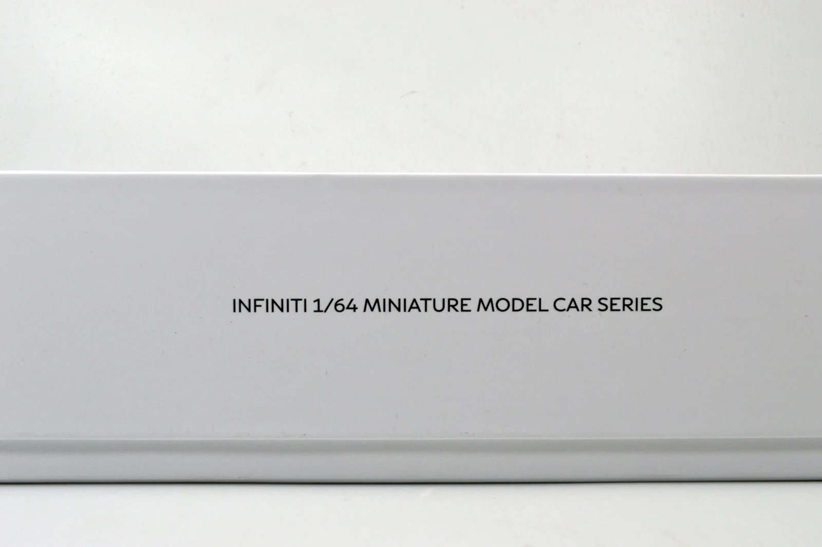 Paudi модель 1/64 1: 64 Infiniti 30th Юбилей Ограниченная серия четыре набора Коллекция подарков