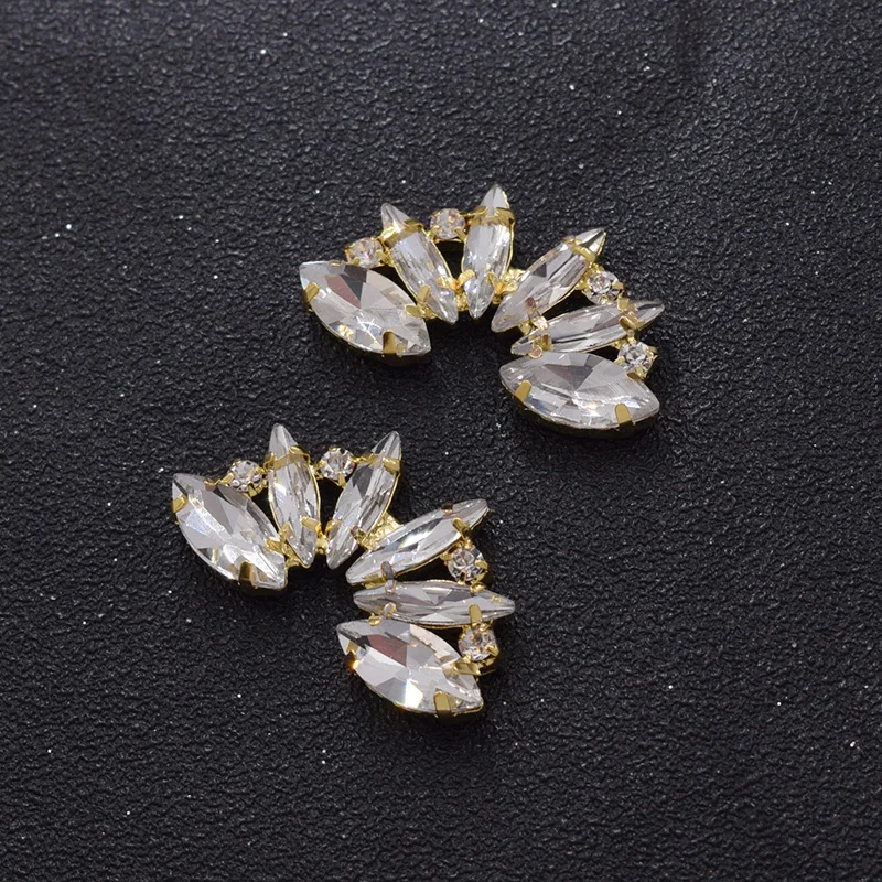 30pcs/lot gold base glass crystal rhinestones appliques for bridal decorations Flatback sewing button for clothings clear strass