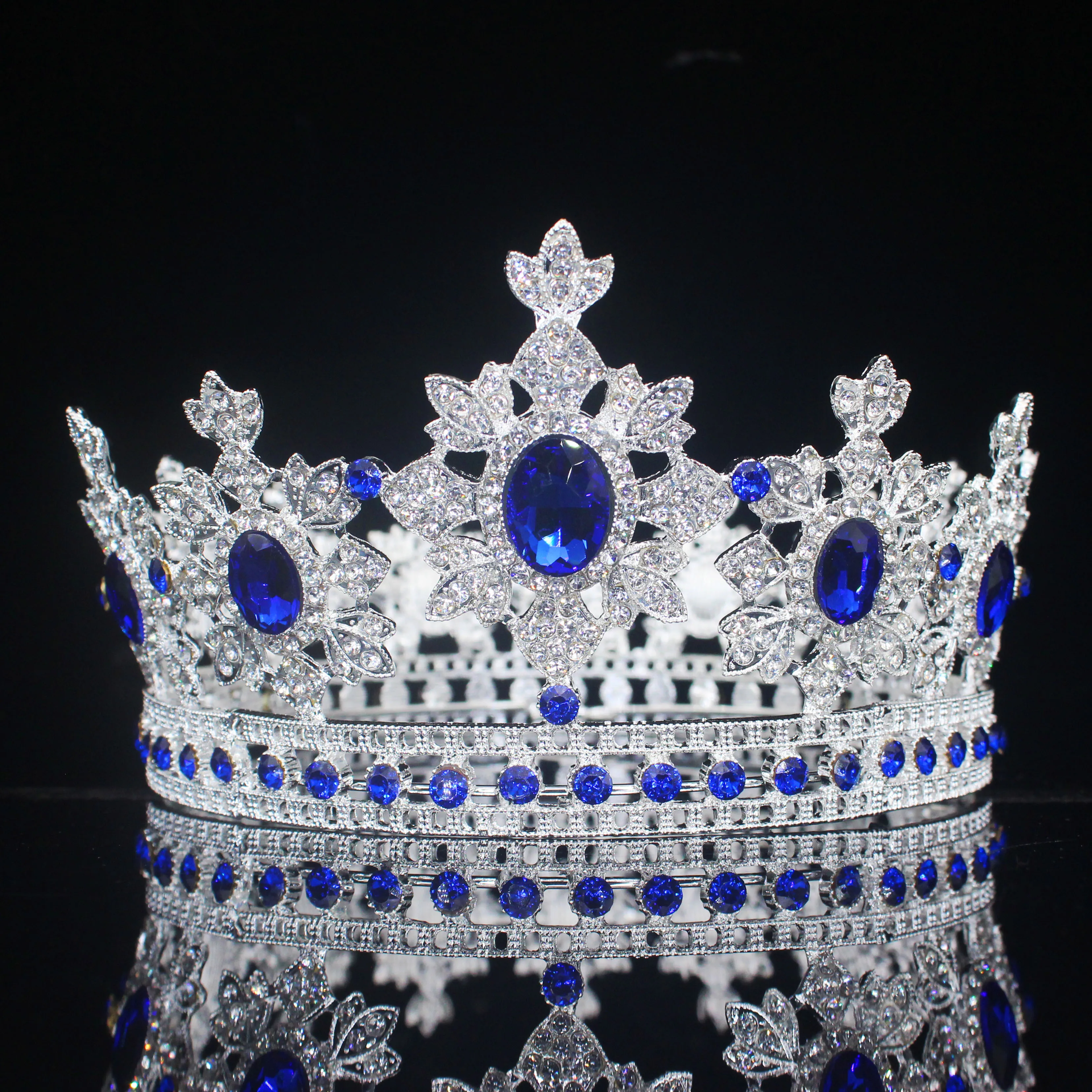 Hair Accessory Bridal Headwear Crystal Queen King Tiaras and Crowns Bridal Diadem Women Pageant Prom Hair Ornaments Wedding Bride Headpiece Jewelry Accessories